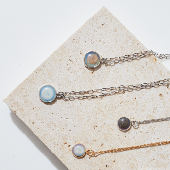 털로만든 팔찌 블루니스-플루토